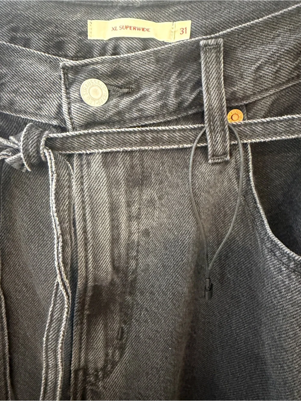 Levi's Charcoal Women’s XL Super Wide Leg Jeans size 31. Y2K NWOT